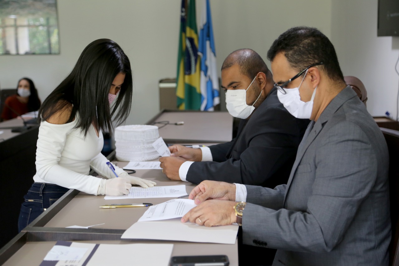 Colação de grau aconteceu na Sala dos Conselhos. Foto: Schirlene Reis/UFS