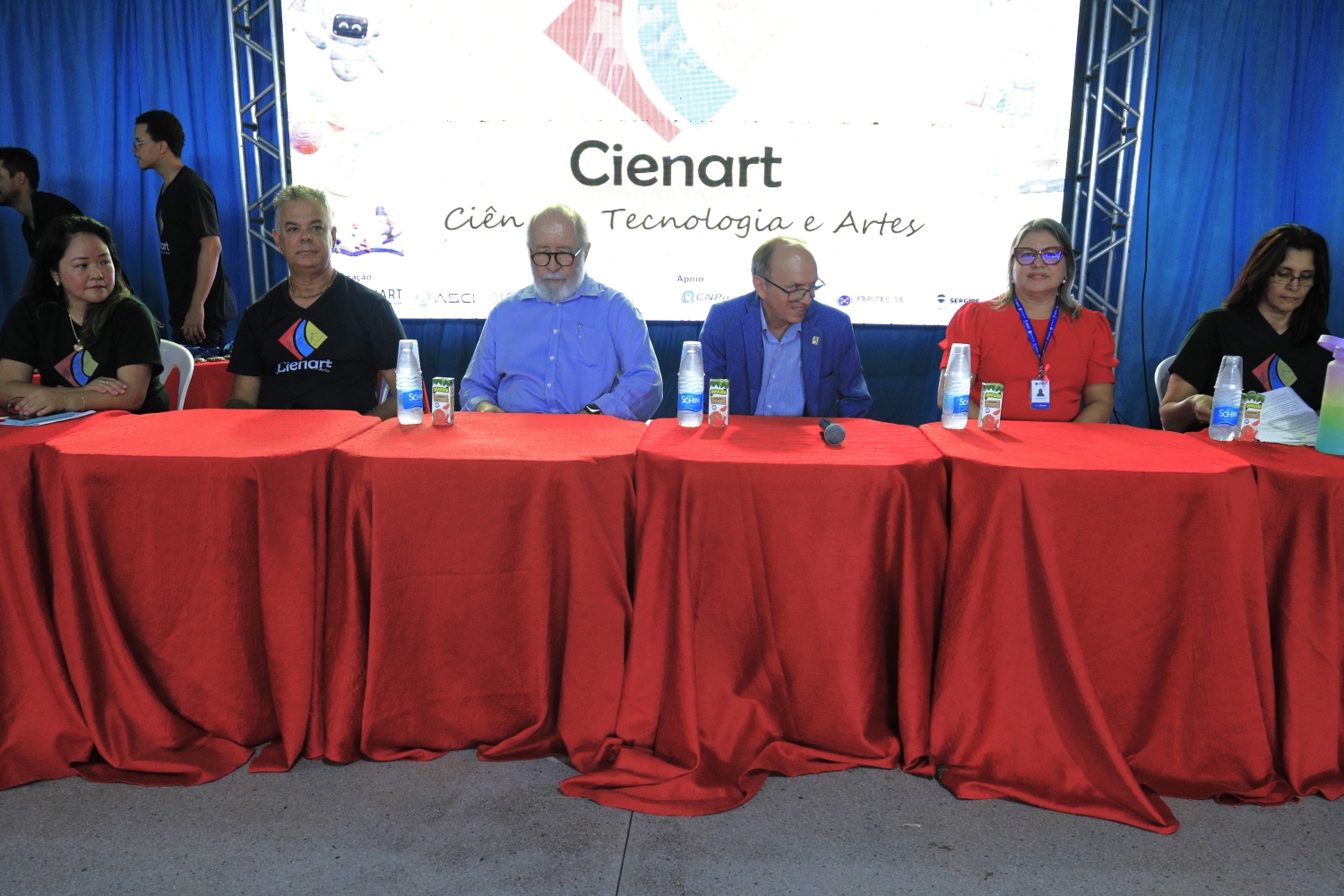 Cerimônia de premiação marcou encerramento da Feira Científica. (foto: Adilson Andrade/Ascom UFS)