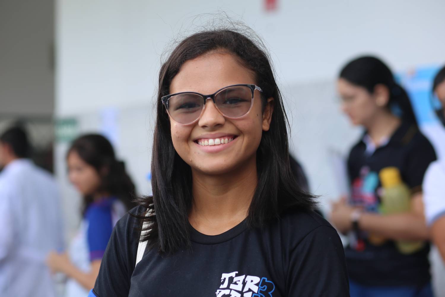 Alana Victória é estudante do terceiro ano do ensino médio. (Foto: Schirlene Reis/Ascom UFS)