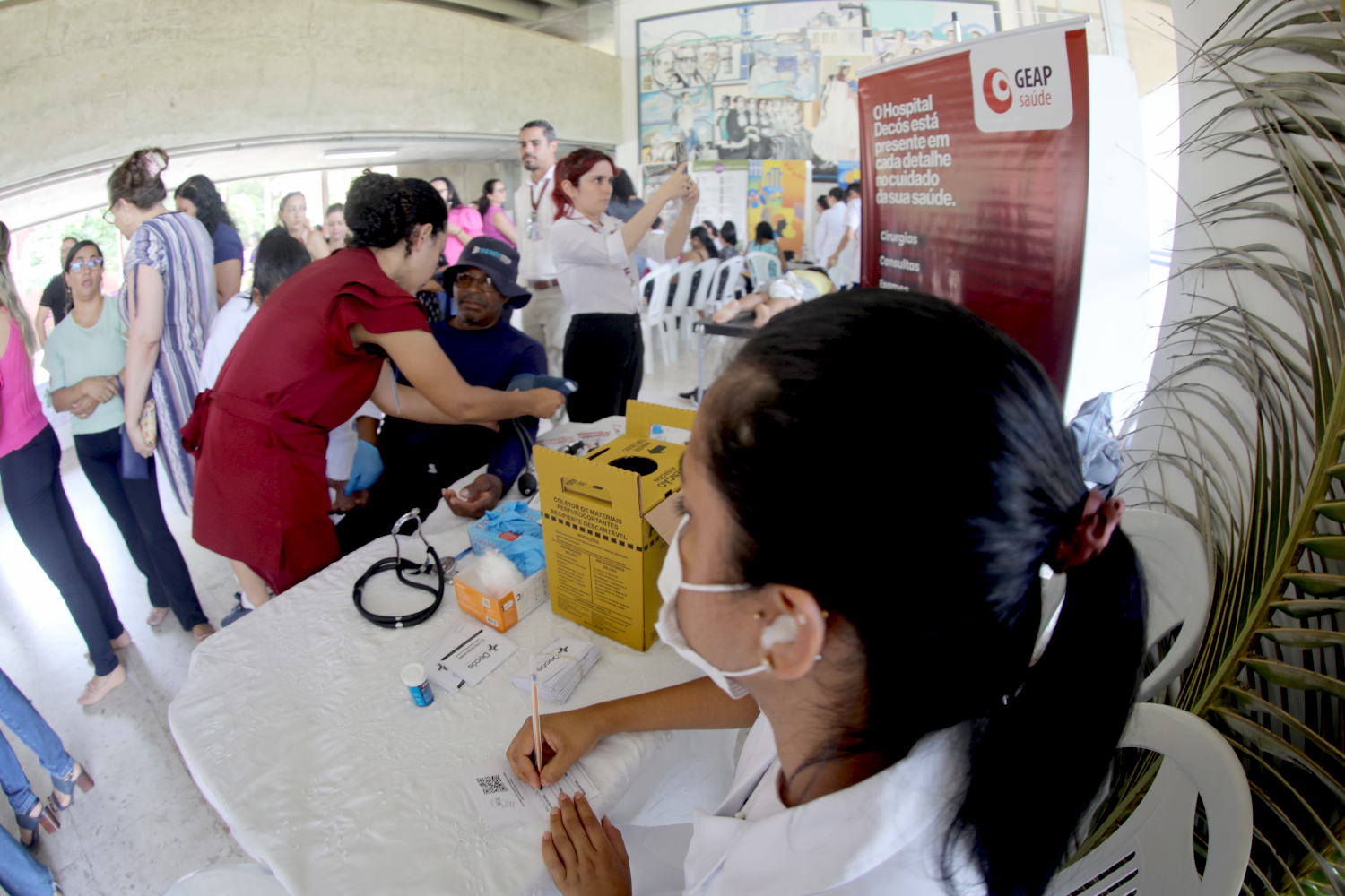 Evento aconteceu no hall da Reitoria, no Campus de São Cristóvão. (foto: Schirlene Reis/Ascom UFS)