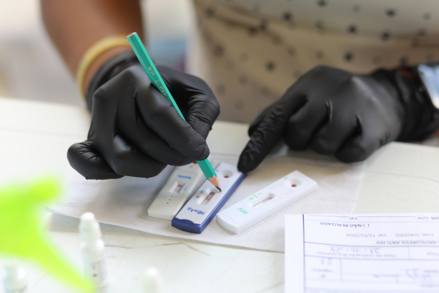 Testes rápidos também estavam à disposição dos servidores da UFS. (foto: Schirlene Reis/Ascom UFS)