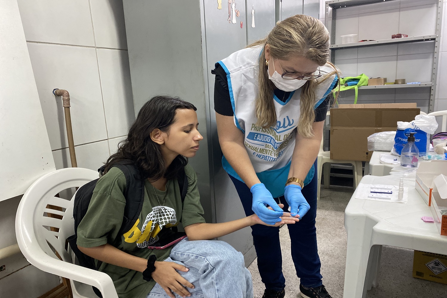  Leilane Pureza foi uma das estudantes atendidas na ação. (Foto: Janaína Cavalcante/Ascom UFS)