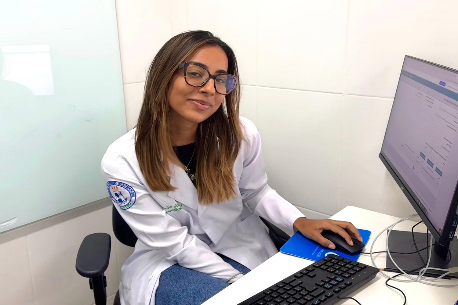 A jovem mal sabia que aprovação em medicina era apenas o começo de uma linda jornada. (Foto: arquivo pessoal)