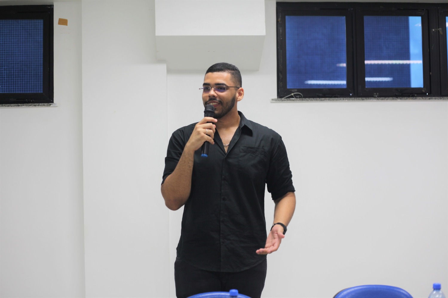 Discente Lucas Gabriel Silva ficou entusiasmado com o evento. (Foto: Clayton Fontes/Campus Lagarto)